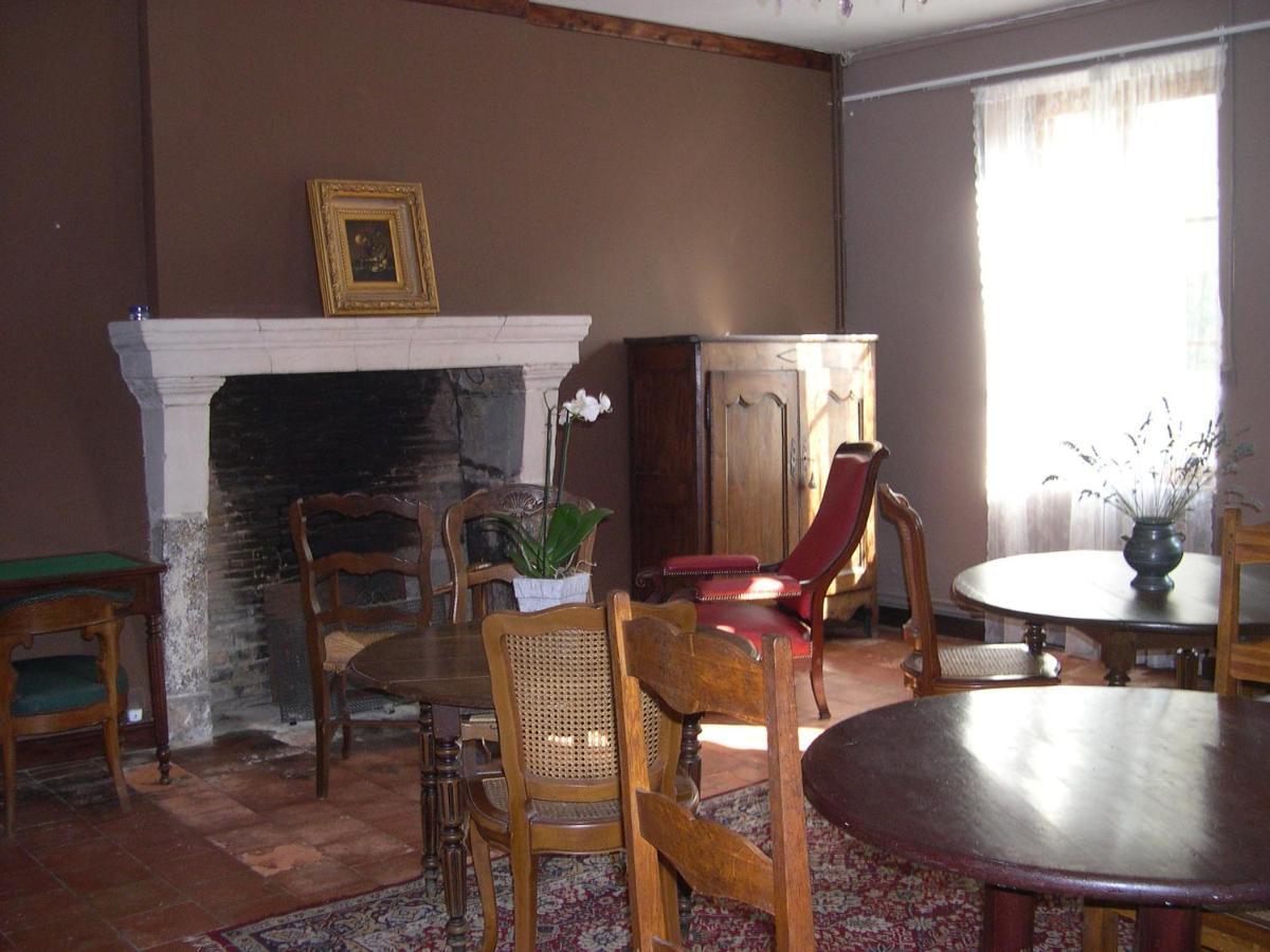 L'Ancien Prieure Bed and Breakfast Saint-Jean-de-la-Motte Eksteriør billede